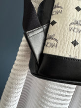 Lade das Bild in den Galerie-Viewer, MCM RUCKSACK MEDIUM