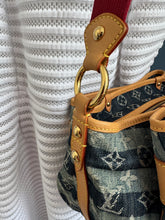 Lade das Bild in den Galerie-Viewer, LOUIS VUITTON RAYÉ PORTE EPAULE MM