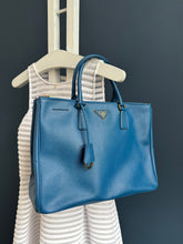 Lade das Bild in den Galerie-Viewer, PRADA GALLERIA