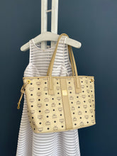 Lade das Bild in den Galerie-Viewer, MCM SHOPPER MEDIUM