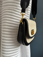 Lade das Bild in den Galerie-Viewer, MCM MÜNCHEN CROSSBODY