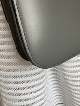 Lade das Bild in den Galerie-Viewer, CÉLINE BOX