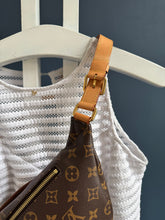 Lade das Bild in den Galerie-Viewer, LOUIS VUITTON BUMBAG