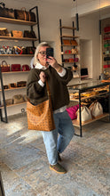 Lade das Bild in den Galerie-Viewer, MCM AREN HOBO