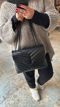 Lade das Bild in den Galerie-Viewer, YSL LOULOU MEDIUM