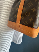 Lade das Bild in den Galerie-Viewer, LOUIS VUITTON NOÉ GRANDE