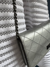Lade das Bild in den Galerie-Viewer, CHANEL WOC