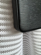 Lade das Bild in den Galerie-Viewer, LOUIS VUITTON FÉLICIE