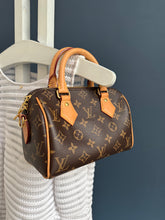 Lade das Bild in den Galerie-Viewer, LOUIS VUITTON SPEEDY 20