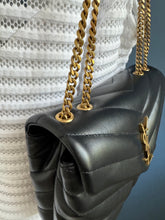 Lade das Bild in den Galerie-Viewer, YSL LOULOU SMALL