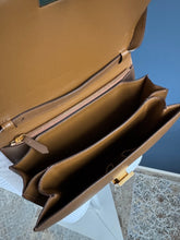 Lade das Bild in den Galerie-Viewer, CÉLINE BOX