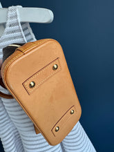 Lade das Bild in den Galerie-Viewer, LOUIS VUITTON ALMA BB