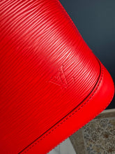 Lade das Bild in den Galerie-Viewer, LOUIS VUITTON ALMA PM