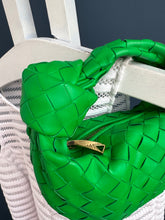 Lade das Bild in den Galerie-Viewer, BOTTEGA VENETA MINI JODIE