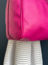 Lade das Bild in den Galerie-Viewer, LOUIS VUITTON TAIGARAMA KEEPALL 50