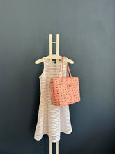 Lade das Bild in den Galerie-Viewer, MCM SHOPPER MEDIUM