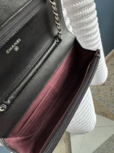 Lade das Bild in den Galerie-Viewer, CHANEL WOC