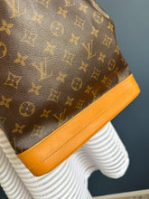 Lade das Bild in den Galerie-Viewer, LOUIS VUITTON NOÉ GRANDE
