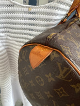 Lade das Bild in den Galerie-Viewer, LOUIS VUITTON SPEEDY 40