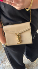 Lade das Bild in den Galerie-Viewer, YSL CASSANDRA