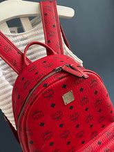Lade das Bild in den Galerie-Viewer, MCM STARK LARGE RUCKSACK