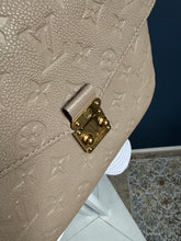 Lade das Bild in den Galerie-Viewer, LOUIS VUITTON MÉTIS EMPREINTE