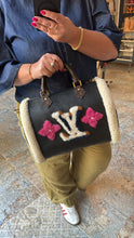 Lade das Bild in den Galerie-Viewer, LOUIS VUITTON TEDDY SPEEDY 30
