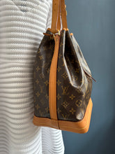 Lade das Bild in den Galerie-Viewer, LOUIS VUITTON NOÉ GRANDE