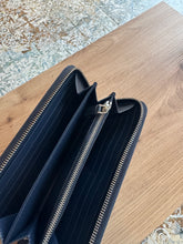 Lade das Bild in den Galerie-Viewer, PARDA GELDBÖRSE