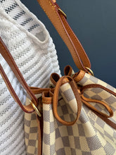 Lade das Bild in den Galerie-Viewer, LOUIS VUITTON NOÉ GRANDE