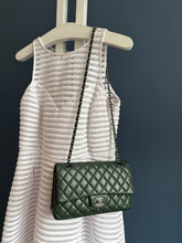 Lade das Bild in den Galerie-Viewer, CHANEL DOUBLE FLAP