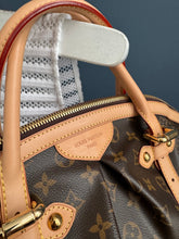 Lade das Bild in den Galerie-Viewer, LOUIS VUITTON TIVOLI