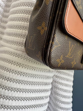 Lade das Bild in den Galerie-Viewer, LOUIS VUITTON MARCEAU