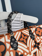 Lade das Bild in den Galerie-Viewer, LOUIS VUITTON ONTHEGO GM CRAFTY