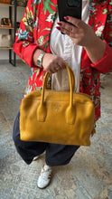 Lade das Bild in den Galerie-Viewer, PRADA BOSTON