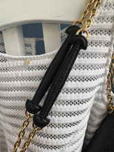 Lade das Bild in den Galerie-Viewer, LOUIS VUITTON VAVIN BB