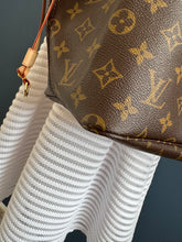 Lade das Bild in den Galerie-Viewer, LOUIS VUITTON NEVERFULL GM