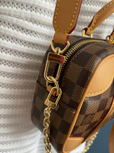 Lade das Bild in den Galerie-Viewer, LOUIS VUITTON VALISETTE BB