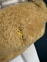 Lade das Bild in den Galerie-Viewer, YSL PUFFER