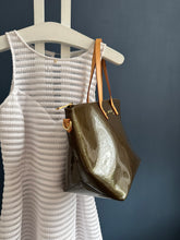 Lade das Bild in den Galerie-Viewer, LOUIS VUITTON BELLEVUE