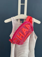 Lade das Bild in den Galerie-Viewer, CHANEL FANNY PACK