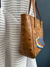 Lade das Bild in den Galerie-Viewer, MCM TONI SHOPPER