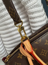 Lade das Bild in den Galerie-Viewer, LOUIS VUITTON GRAND PALAIS