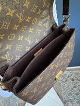 Lade das Bild in den Galerie-Viewer, LOUIS VUITTON MÉTIS