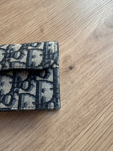 Lade das Bild in den Galerie-Viewer, DIOR SADDLE BLOOM KARTENETUI