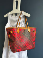 Lade das Bild in den Galerie-Viewer, LOUIS VUITTON NEVERFULL MM YOYOI KUSAMA