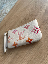 Lade das Bild in den Galerie-Viewer, LOUIS VUITTON SUNRISE SCHLÜSSELETUI