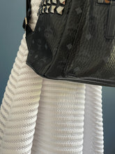 Lade das Bild in den Galerie-Viewer, MCM STARK MEDIUM RUCKSACK