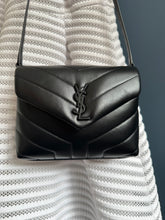 Lade das Bild in den Galerie-Viewer, YSL LOULOU TOY
