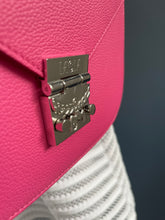 Lade das Bild in den Galerie-Viewer, MCM TRACY BAG